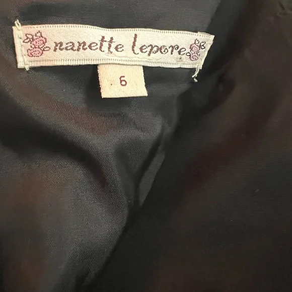 NANETTE LEPORE Women’s Tan and Black Mini Skirt with velvet and lace - size 6 - Picture 3 of 8